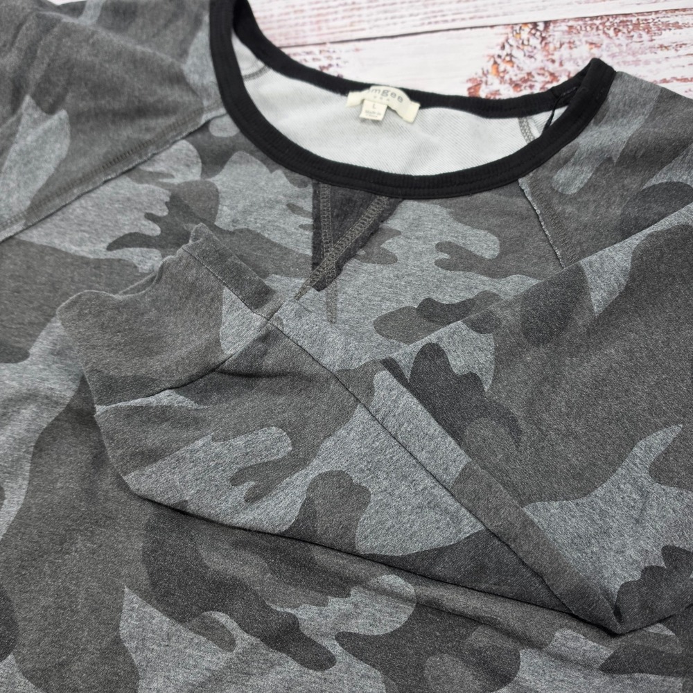 Umgee Camouflage Top Women Large Gray Excellent Raglan Sleeve Crew Neck Casual